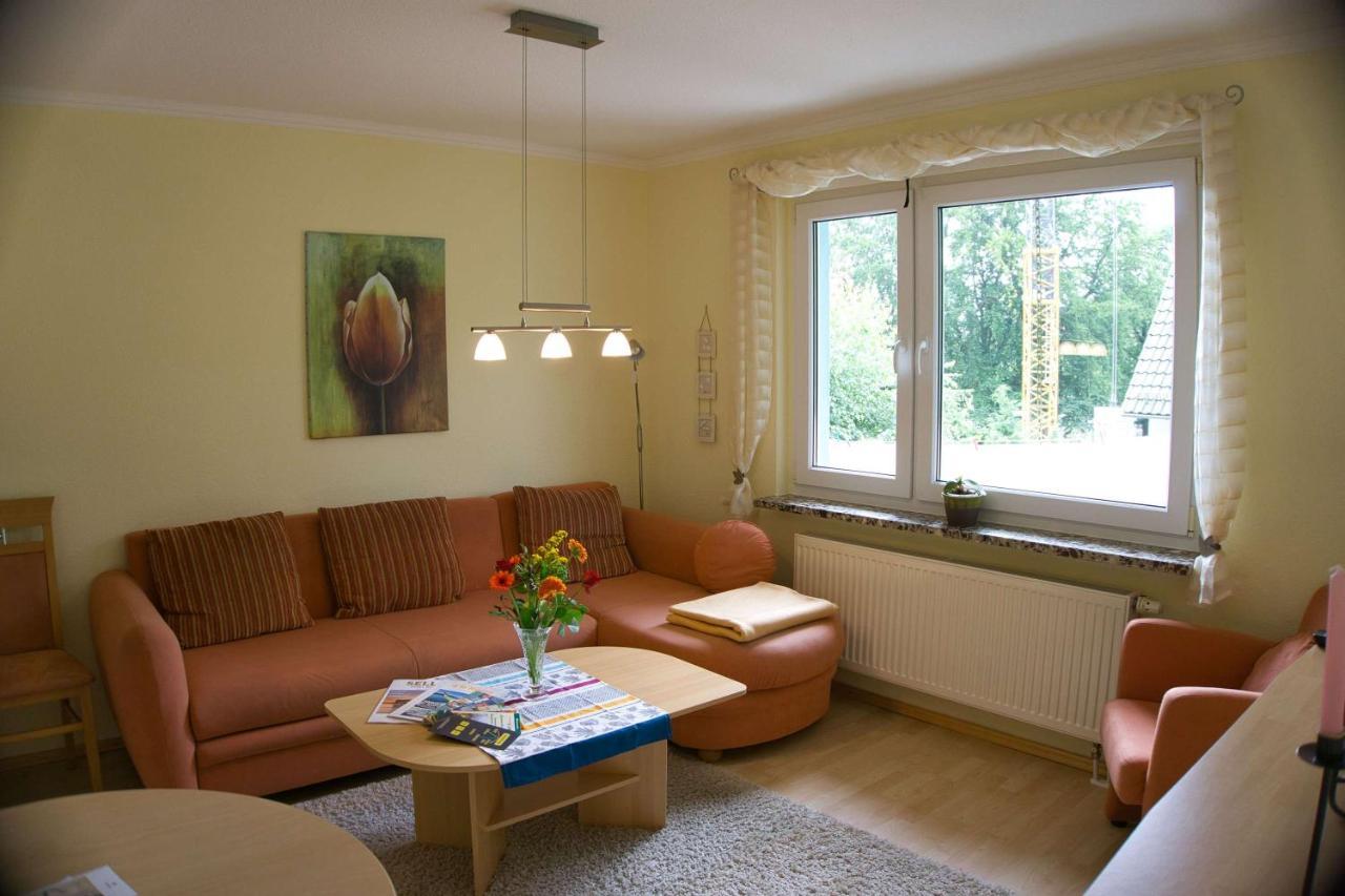 F-1042 Ferienwohnung Enna Sellin (Rugen) Exterior foto